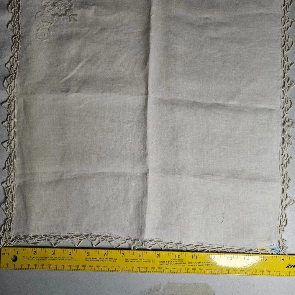 Vintage Cream Linen Napkins Hand Embroidered Floral Crocheted Lace Trim Set of 2